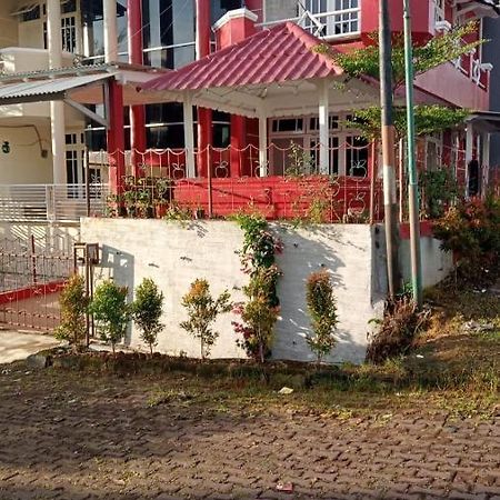 Villa Musti Green Apple Cipanas Sindanglaya 外观 照片