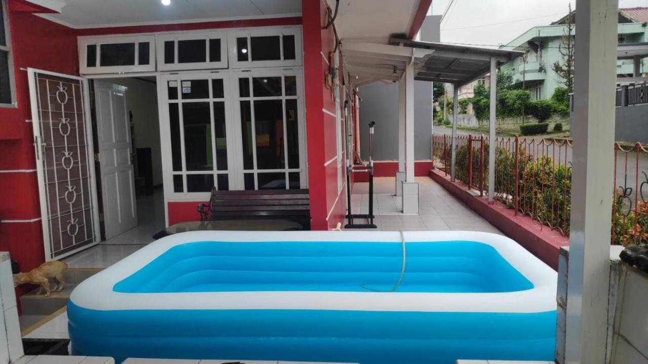 Villa Musti Green Apple Cipanas Sindanglaya 外观 照片